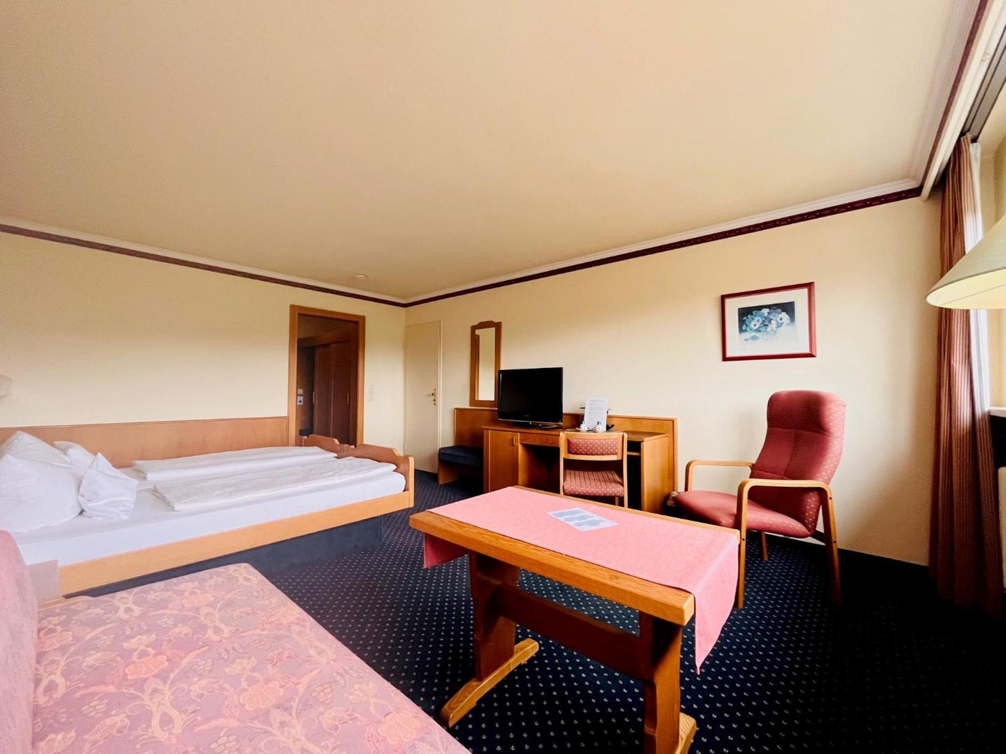 Hotel Sonnenberg Garni Hinterzarten Eksteriør billede