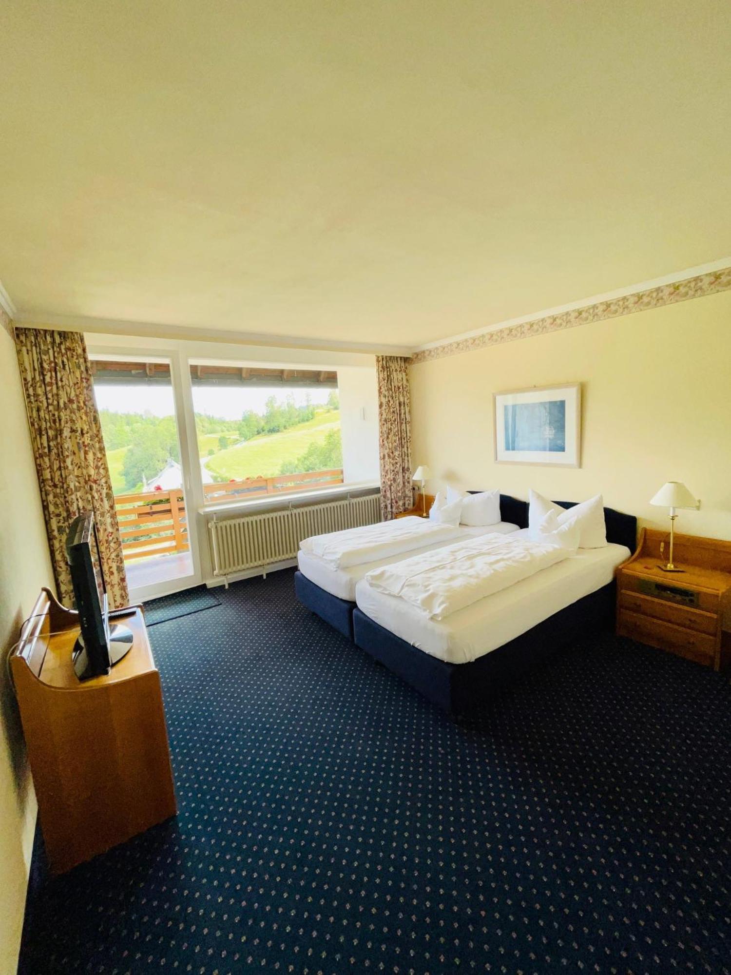 Hotel Sonnenberg Garni Hinterzarten Eksteriør billede